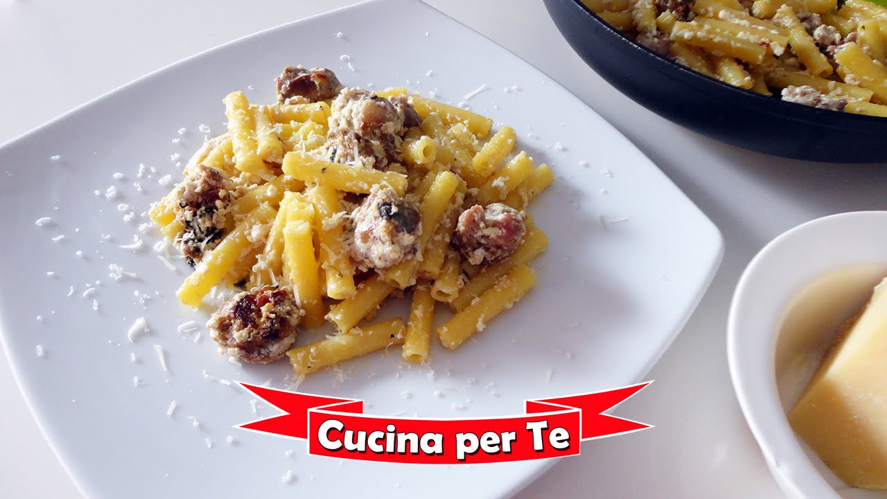 Mezzani Tagliati Salsiccia e Ricotta - Primo piatto semplice e veloce ...