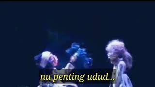 Wayang lucu 'yang penting udud'