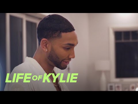 Tokyo Vents to Victoria Over Kylie Banning His BF | Life of Kylie | E!