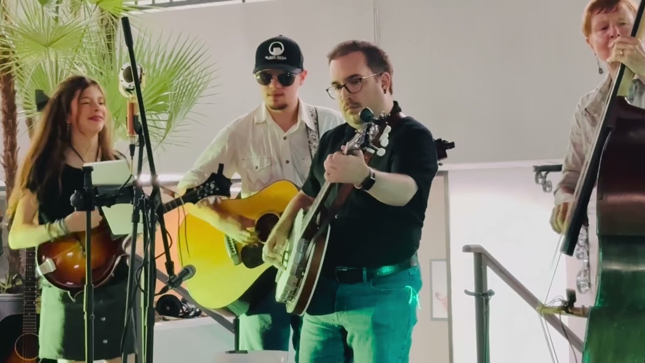 "El Cumbanchero" - Eden Grass Band in St Pete, FL 