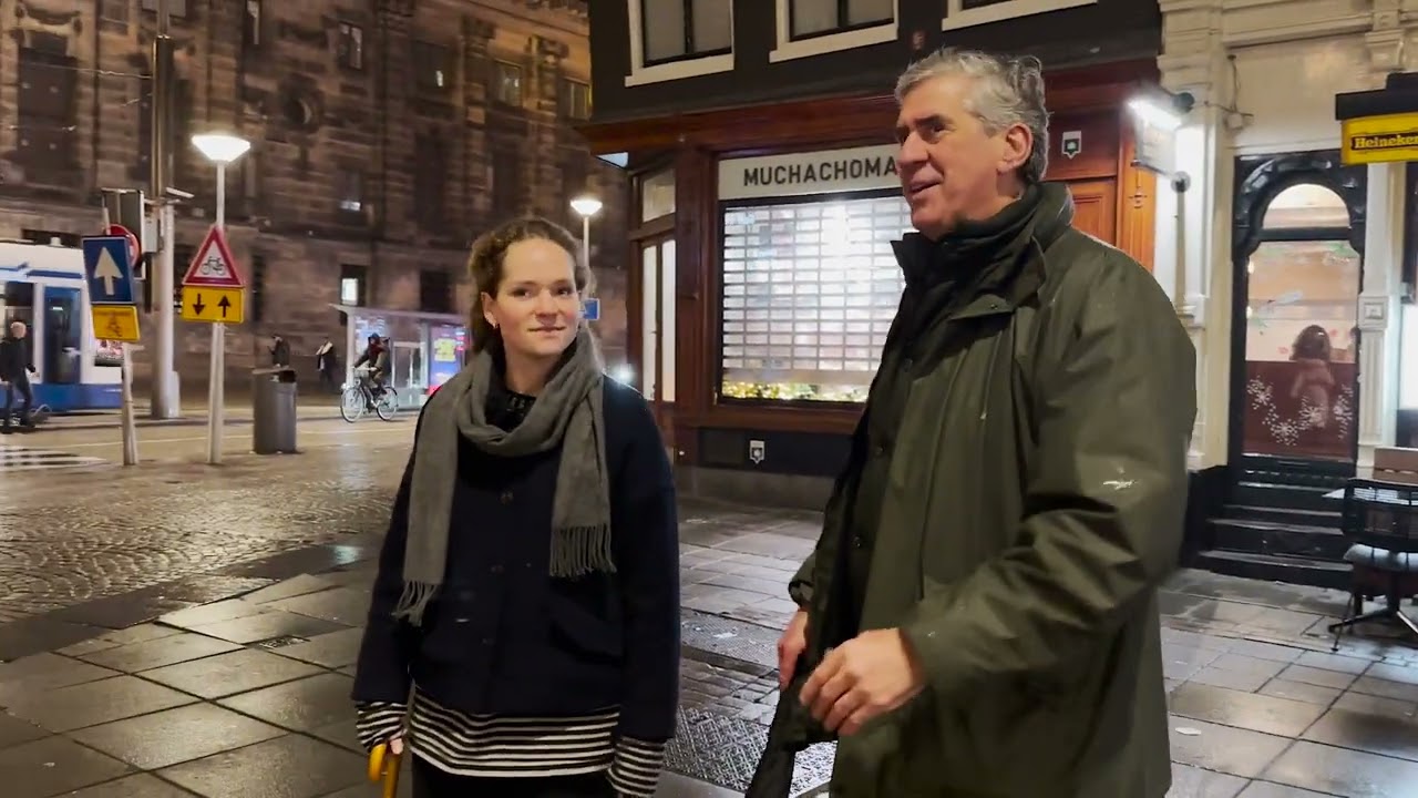 Podcast: Van de Sint Luciënsteeg naar de Dam | OMMETJE MET TOM x FANCLUB CENTRUM