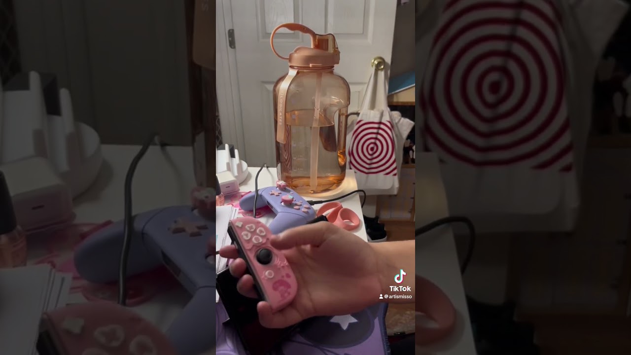 Unboxing Geekshare my melody Nintendo thumb cap and joy con cover.