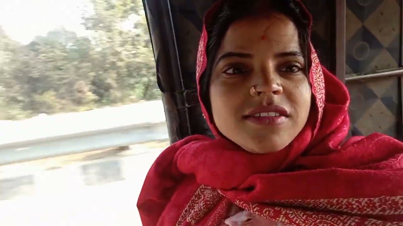 Betti ki dava lene ja rhi hu 💊💊