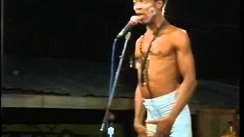 Fela Anikulapo Kuti Live At The Shrine 1987  Introducing the show and yabbis
