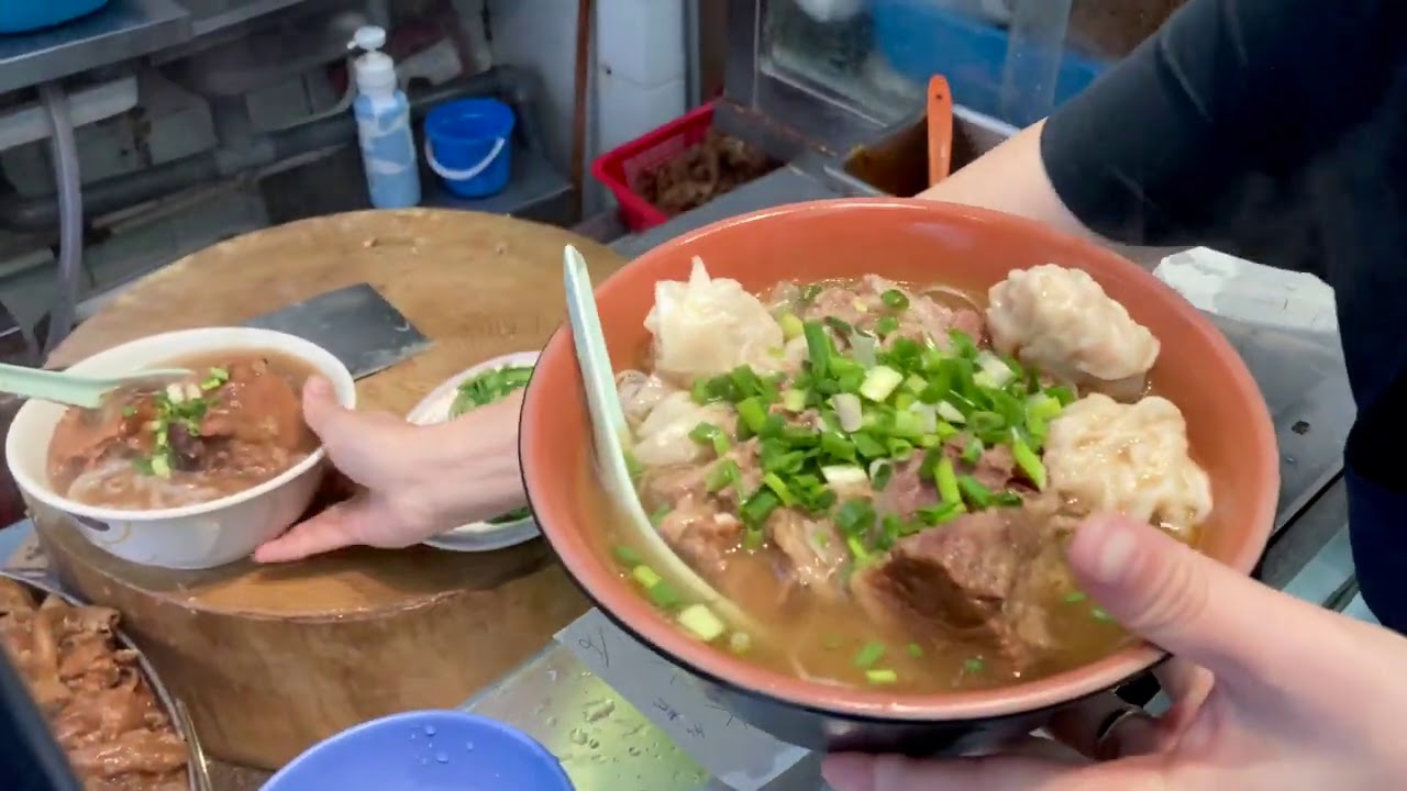 Cattle Beef Brisket Soup 新興麵家 Beef Offal 新鮮牛腩 新鮮牛雜 優選 天天在香港🇭🇰屠宰 活牛🐂 的  湯灼新鮮牛肉 新興麵家 屯門井財街青菱徑 24598330
