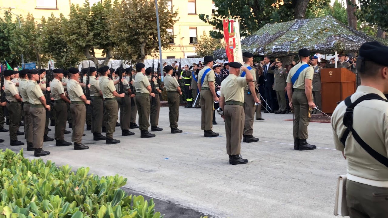 Onori al gonfalone della città di Rimini