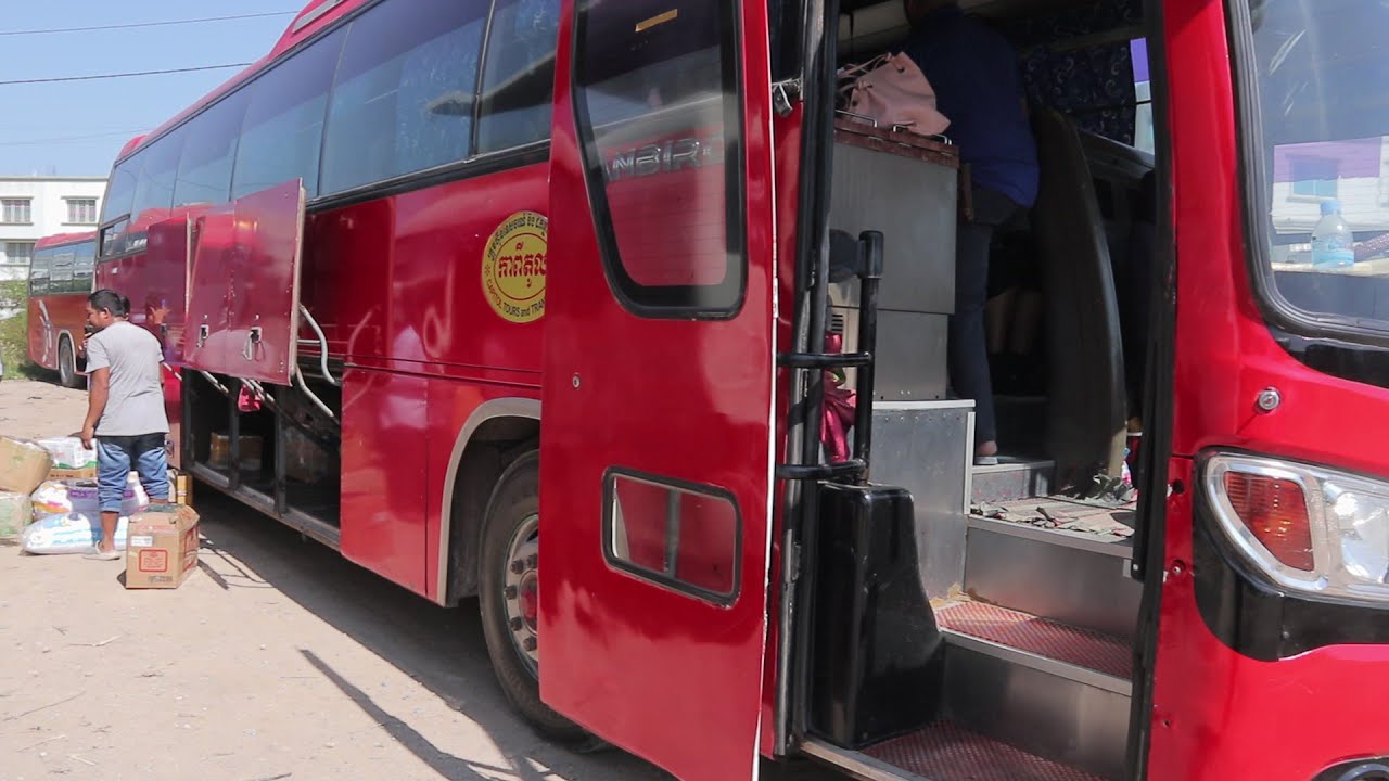TAKE A BUS TO PHNOMPENH,ជិះឡានក្រុងទៅភ្នំពេញ។