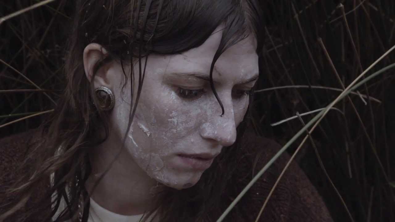 ALDOUS HARDING 'STOP YOUR TEARS' (Official Video) video thumbnail