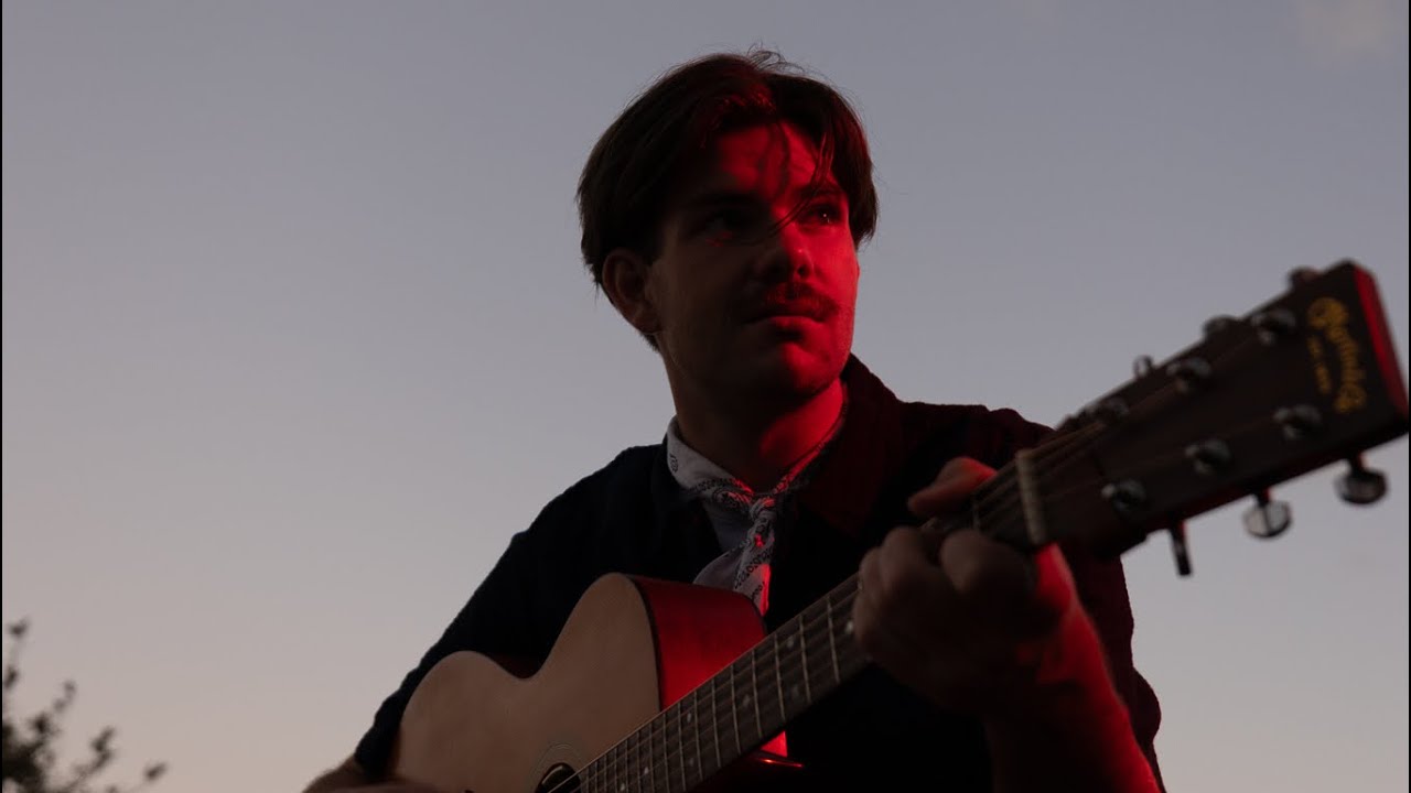 Flynn Gurry - Bones ( OFFICIAL MUSIC VIDEO )