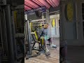 Abducción sentado en máquina