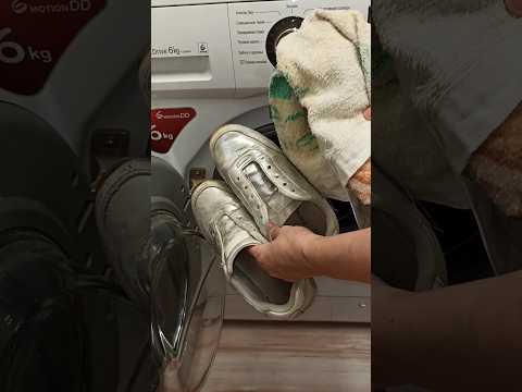 Видео: 3 способа удалить металлические пятна с фарфорового унитаза