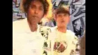 Download lagu Kota Tinutuan (KreePeek)