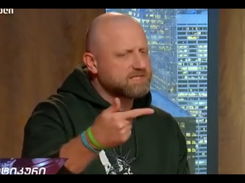 არაფერი გვეშველება, სანამ ვიქცევით როგორც ცხვრები. ვიღაც ნაბიჭვრები მოდიან და გვეუბნებან, დაიკეტეთო.