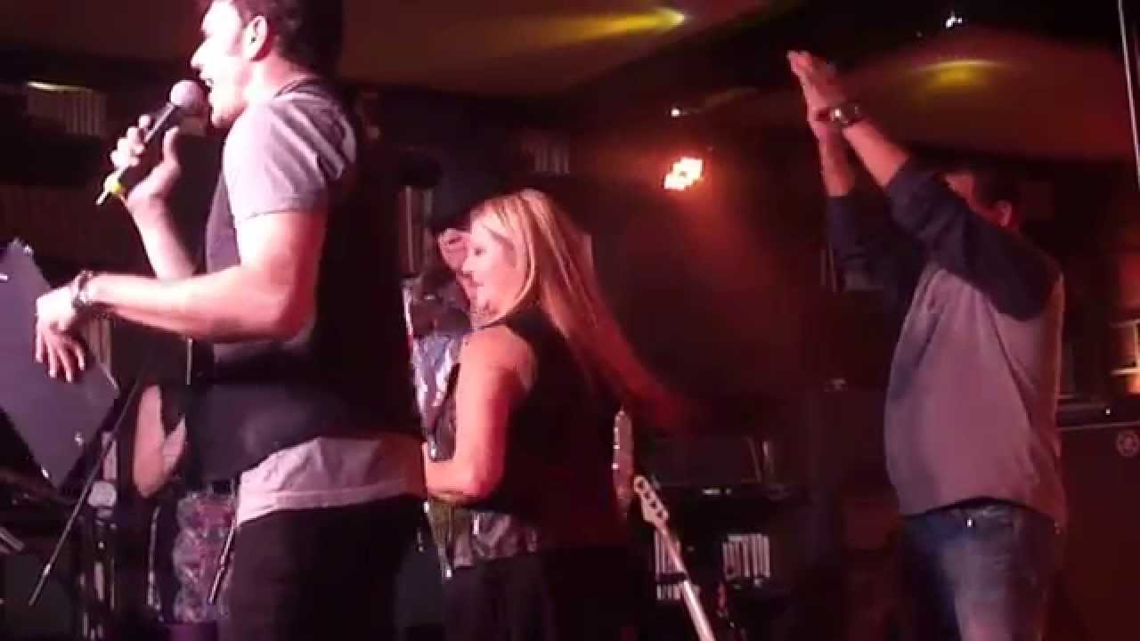 camera iphone 8 plus apk JESSICA CHASE COMMUNITY SPOTLIGHT LUCKY STRIKE 5/13/2015