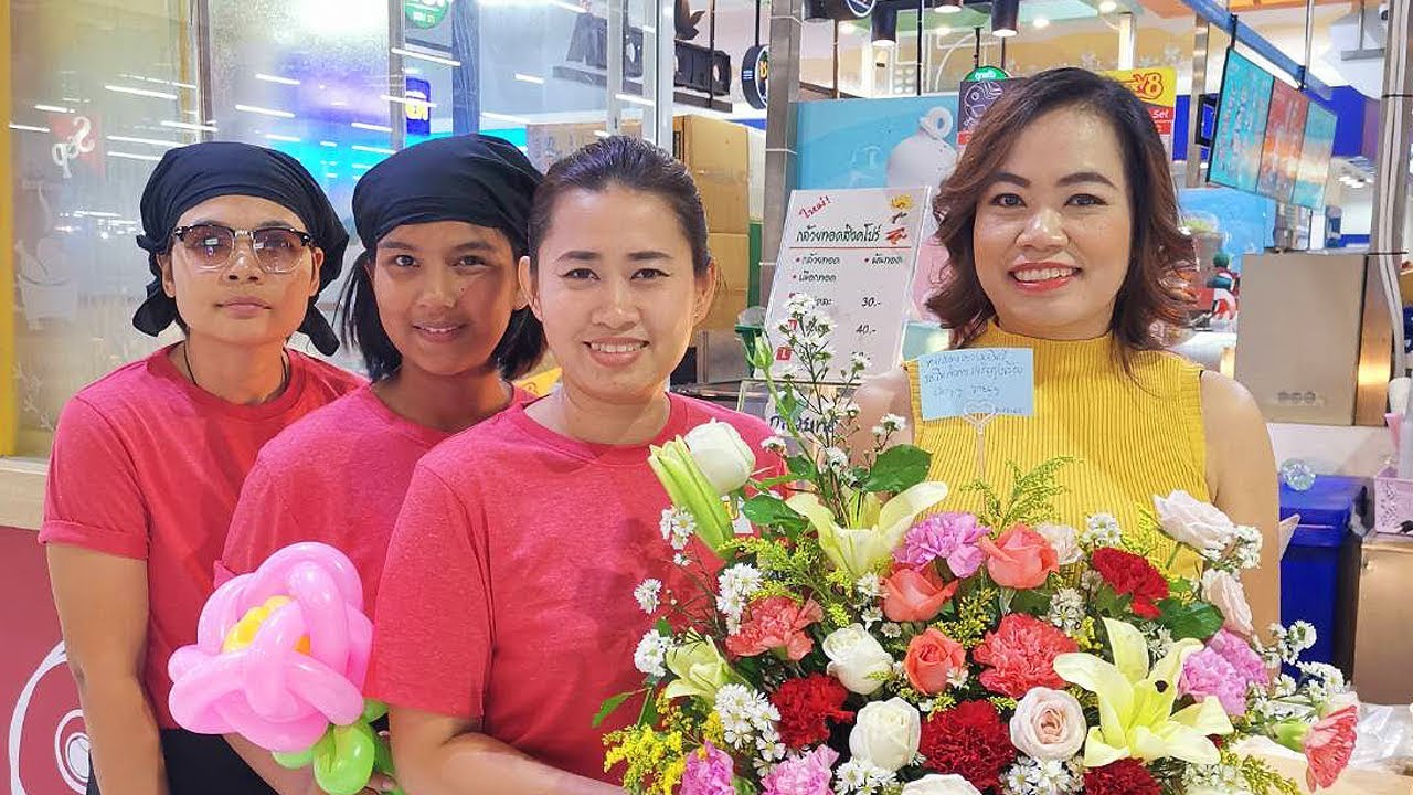 แฟรนไชส์มาใหม่! ซุปเปอร์ วี8 เฟรนฟรายส์ราดชีส เปิดสาขาใหม่ โลตัส รังสิต คลอง 7