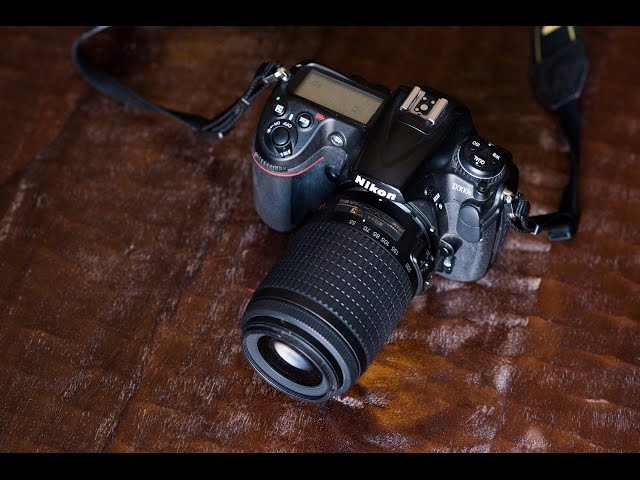 動作品 ニコン Nikon D3000 レンズ AF-S NIKKOR 18-70mm f3.5-4.5 ED DX