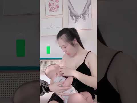 mama cantik menyusui bayi #shorts