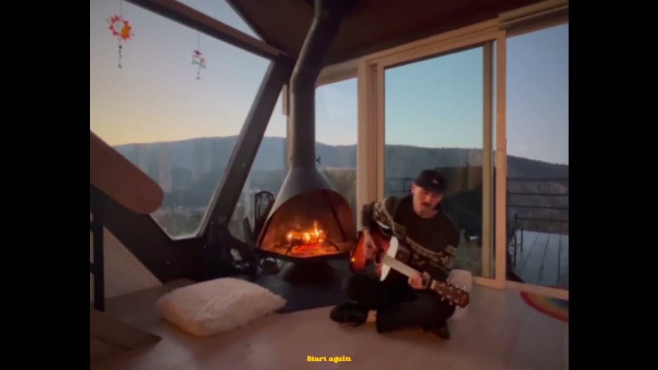 CjayQ - Junebug adlı videoyu YouTube'da izle CjayQ - Junebug adlı videoyu YouTube'da izle