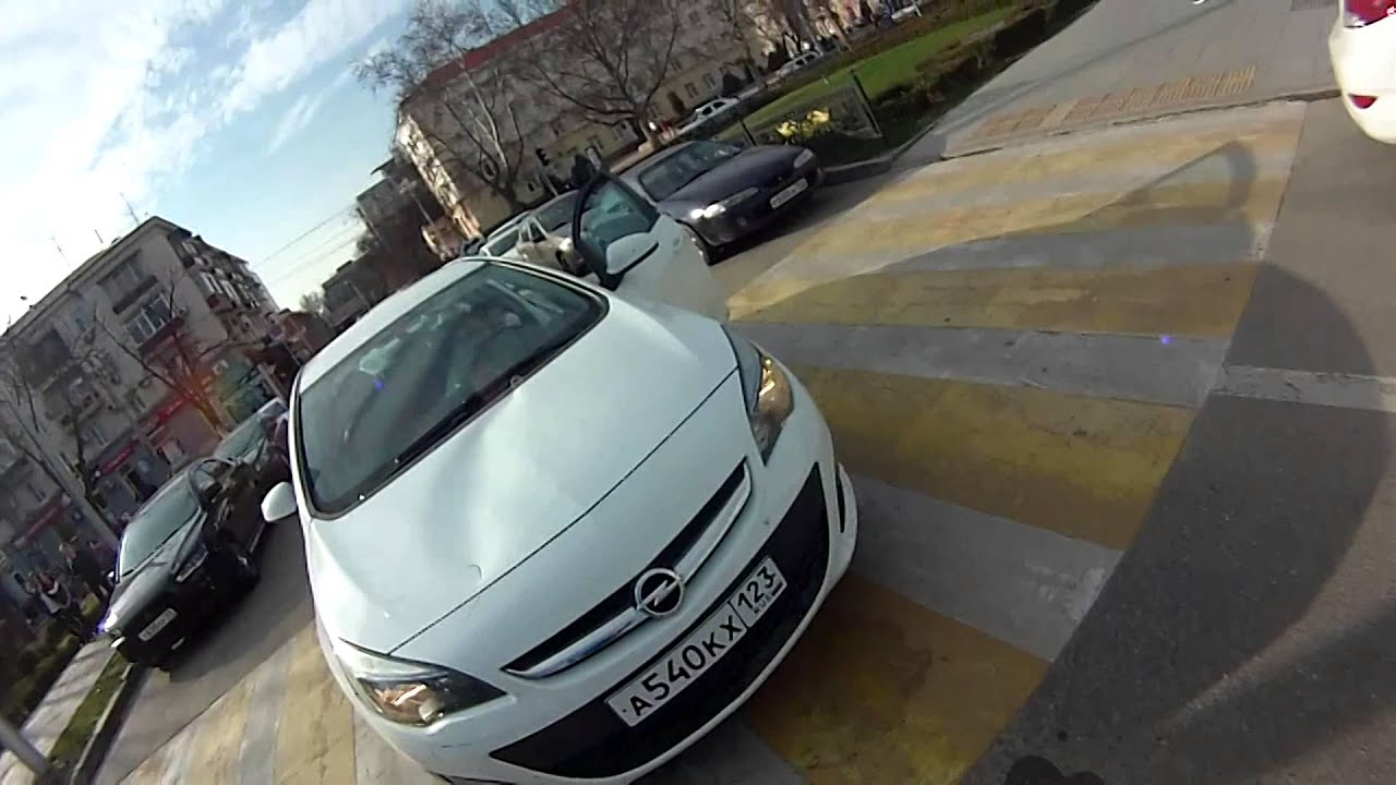 Мото против авто