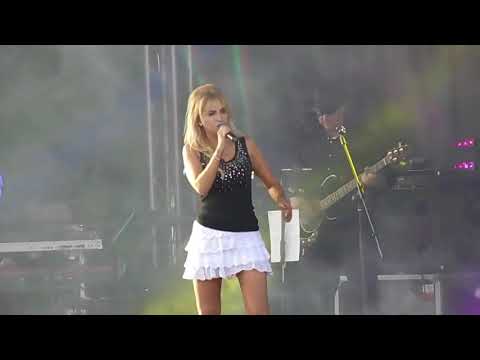 Cliona Hagan - Let Him Go, Let Him Tarry (Ondertiteld)