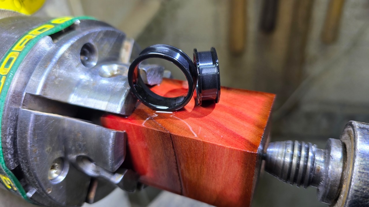 Turning a Stunning Purpleheart Wood Ring on Black Ceramic
