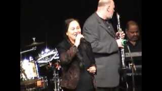 Video thumbnail of "орк.Тракия и М. Карафезиева на концерта за Сашо Касянов"