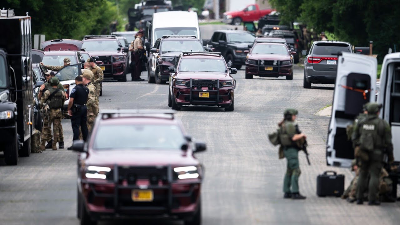 FBI offering $50,000 reward amid manhunt for suspected shooter who ...