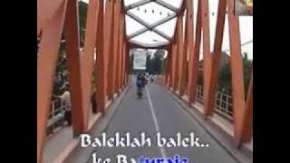 Lagu OKU BALEKLAH Voc Drs Helen Marewise M Si Model klip GAMBARAN KOTA BATURAJA
