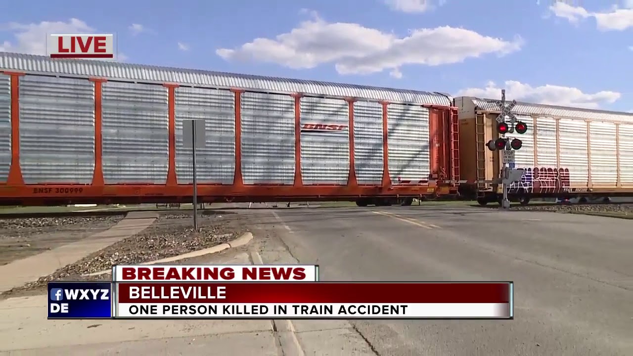 Deadly train accident in Belleville - YouTube