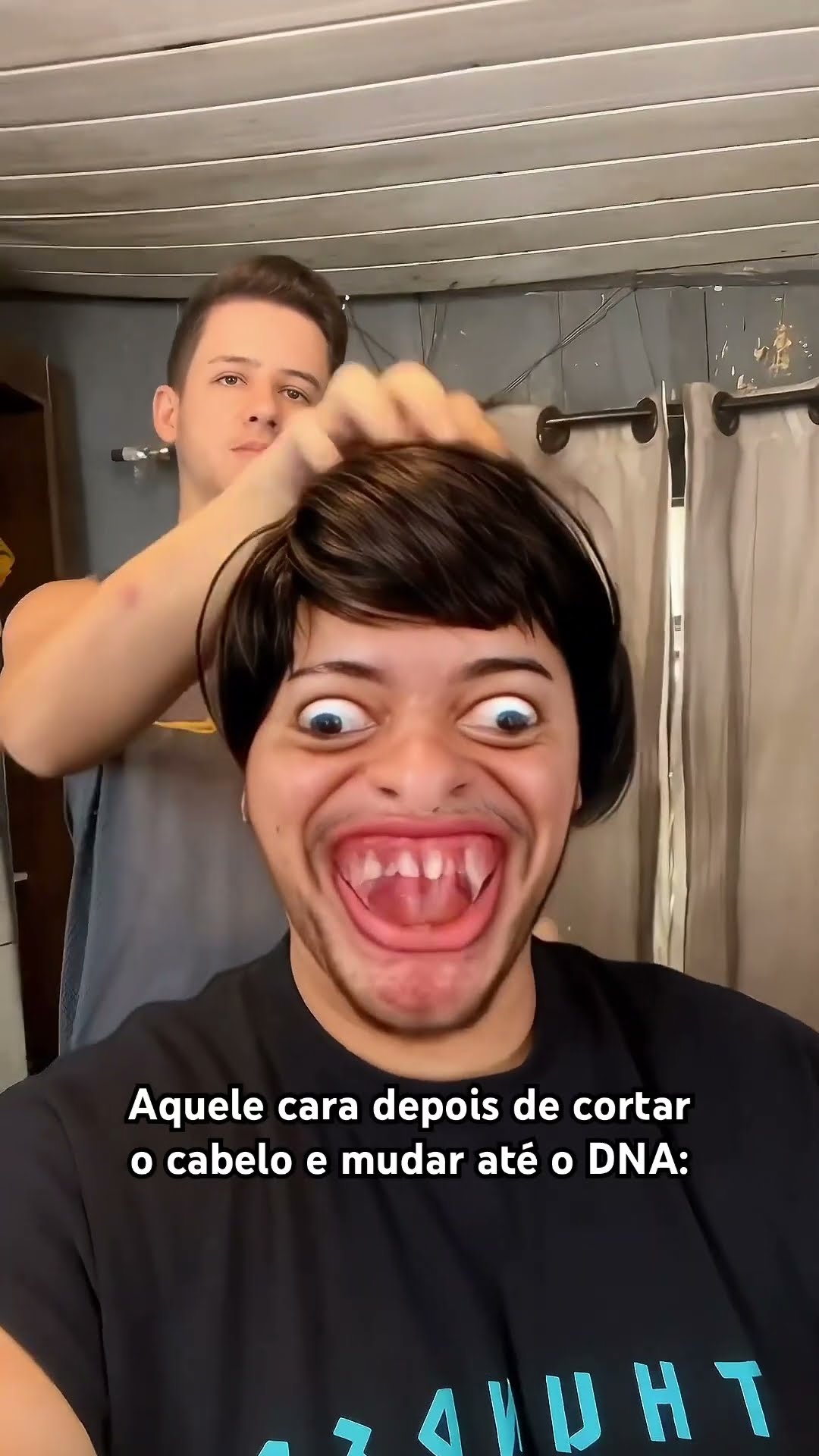 AQUELE CARA DEPOIS DE CORTAR O CABELO E MUDAR ATÉ O DNA