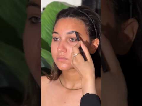 ما كنتش مصدقه وهي بتقولي عايزه نفس لوني بعد يوم طويل من فتحيني