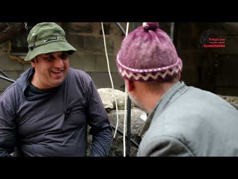 الحج كان فاهم الموضوع غلط بالعل يا حج اعطي الخبز لخبازه