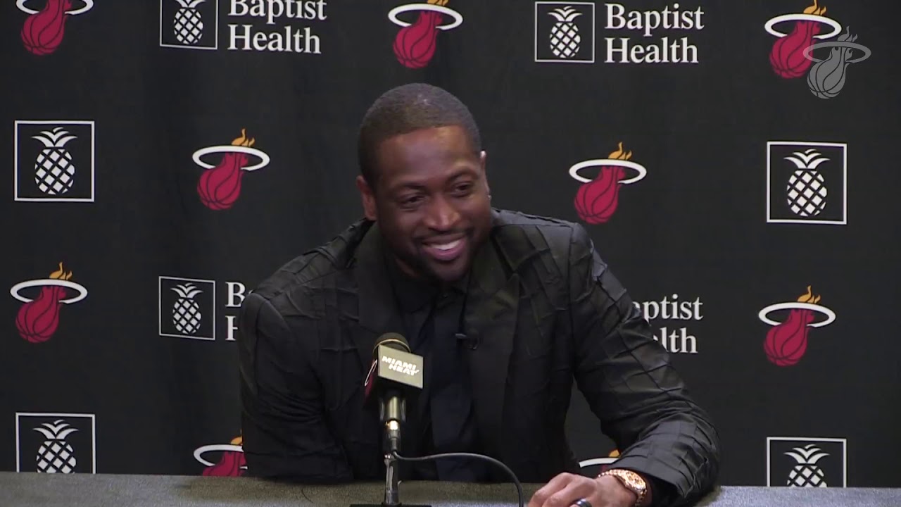 Dwyane Wade Pranks Kevin Hart With A Mini Miami Heat Jersey 