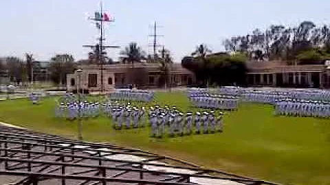 en la marina angulo 2