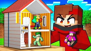 TRAPPING My Friends in a DOLLHOUSE in Minecraft! screenshot 5