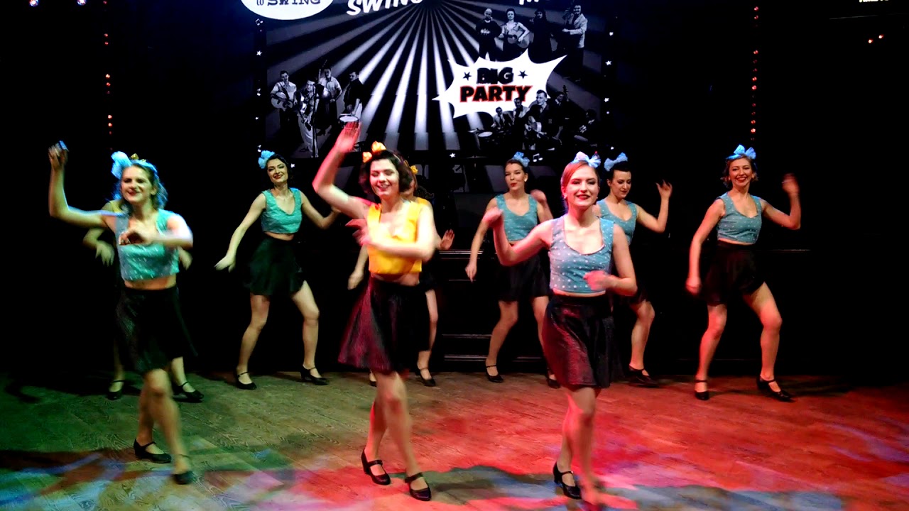 Shiny Stockings (Mood to Swing 2018)