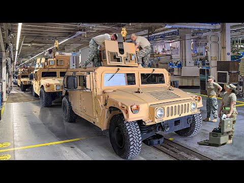 داخل مصنع عملاق لإعادة بناء مركبات الهمفي المدرعة التابعة للجيش الأمريكي