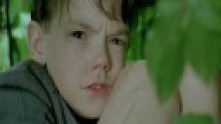 Thomas Sangster Entrusted