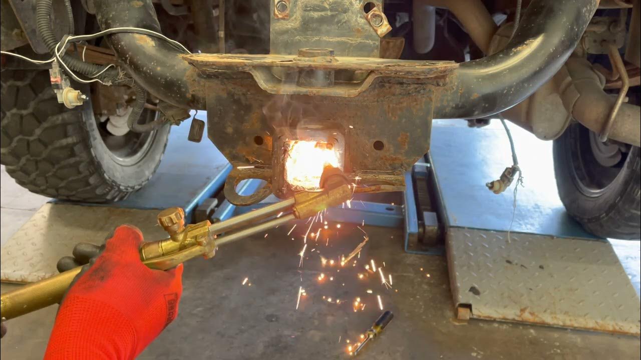 Removing a Stuck Hitch from the Receiver YouTube