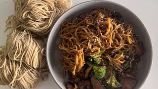 hg at home Sesame Garlic Stir-fry