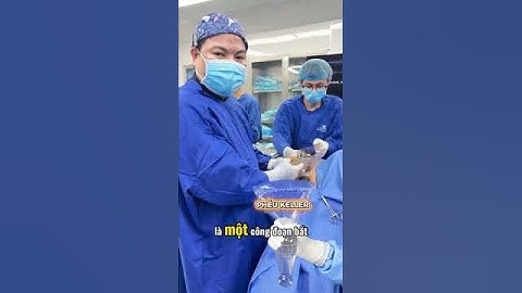 Cận cảnh bác sĩ đưa túi độn ngực vào sẽ như thế nào-0941209879