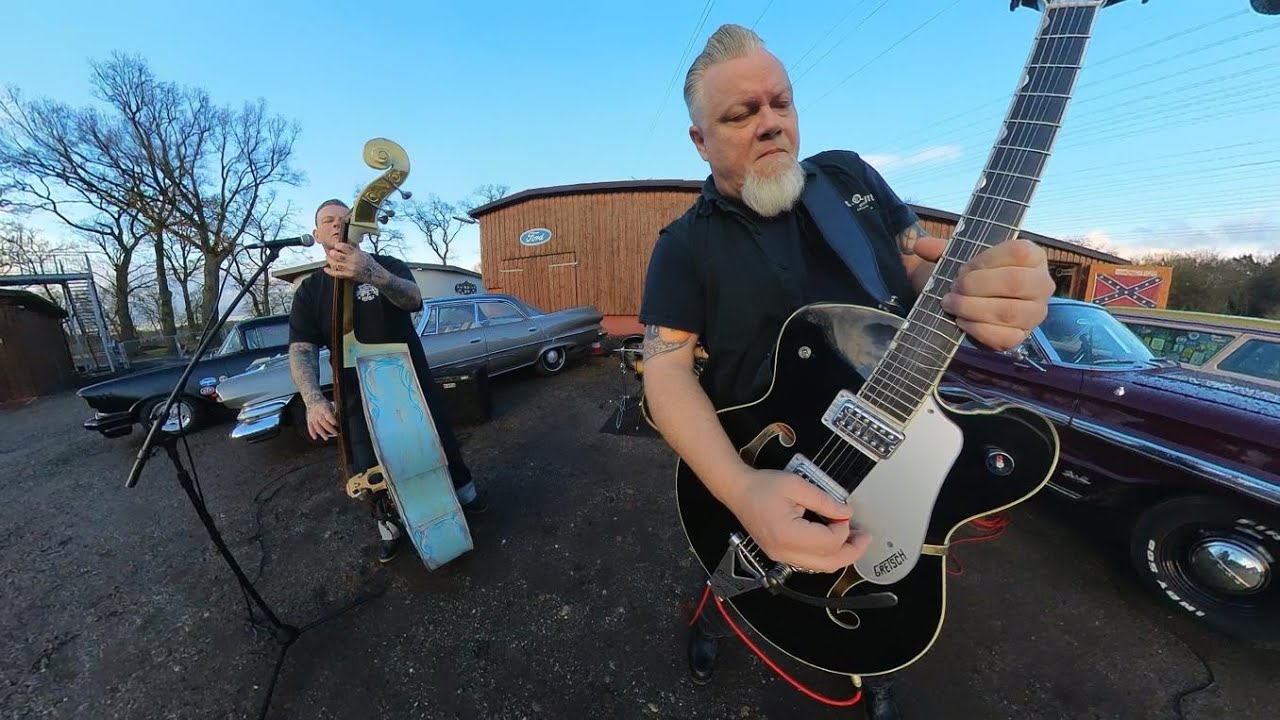 Rubber Chukks - Hold Me