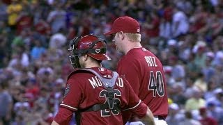 COL@ARI: Putz strikes out Gonzalez to end the game