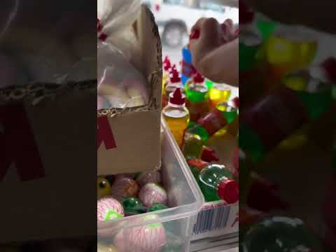 Comprando dulces españoles!