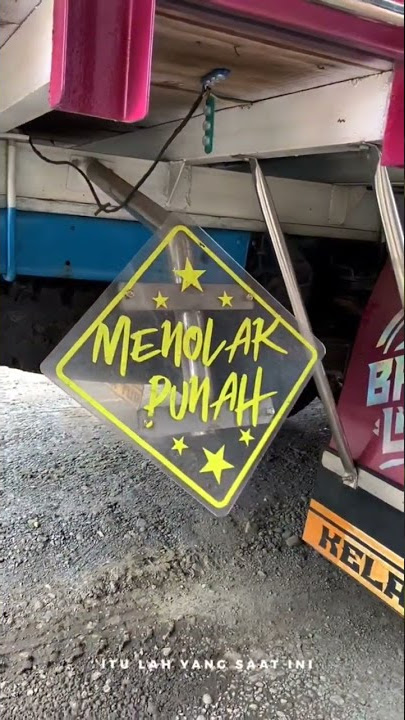 Sedang berteduh dibawah pohon#shorts #drivermuda #trukmaniaindonesia #story #viral #tiktok