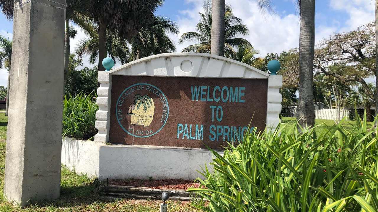 Palm Spring . Florida #walkingtour