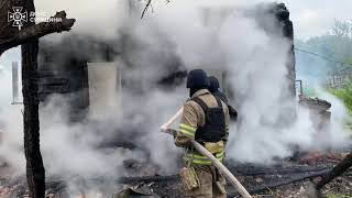 Сумська область: рятувальники ліквідовували декілька пожеж, які виникли через ворожі удари
