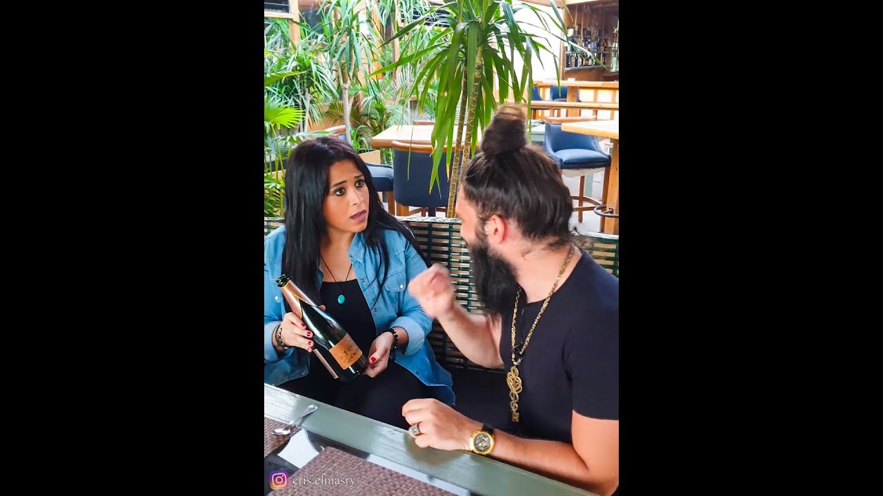 😂 بتقولي انت اكييد مخاوي ازاى ظهرت هنا دي