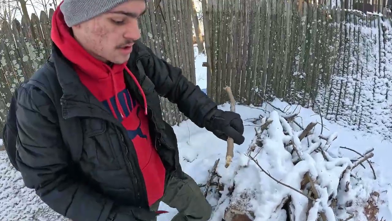 Crafting A Spear/Knife (Homemade/NOStone)