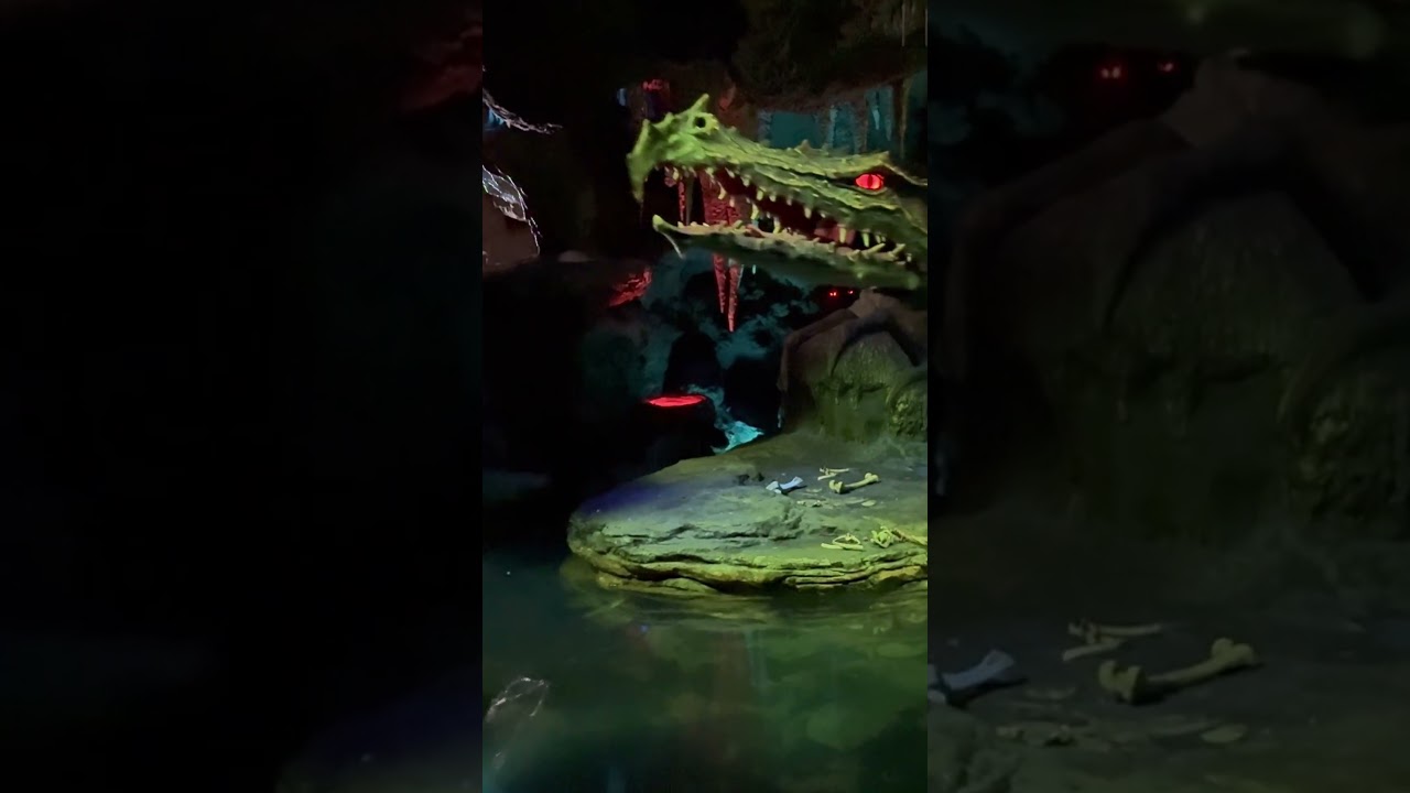 Dragon under the Castle at Disneyland Paris 